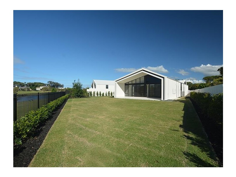 2329 Meliah Close, Sanctuary Cove QLD 4212