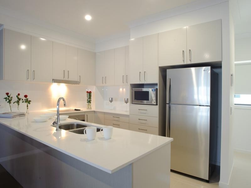 21/1 Mervyn Thomas Drive, Hope Island QLD 4212