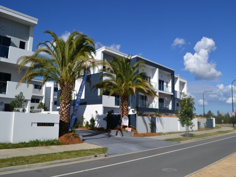 3/1 Mervyn Thomas Drive, Hope Island QLD 4212