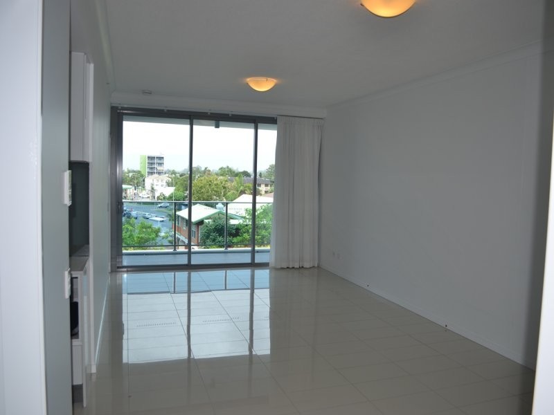 515/19 Imperial Parade, Labrador QLD 4215