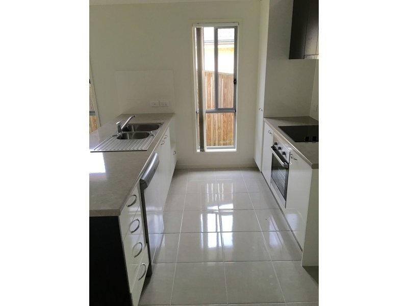 29B Custodian Crescent, Ormeau QLD 4208