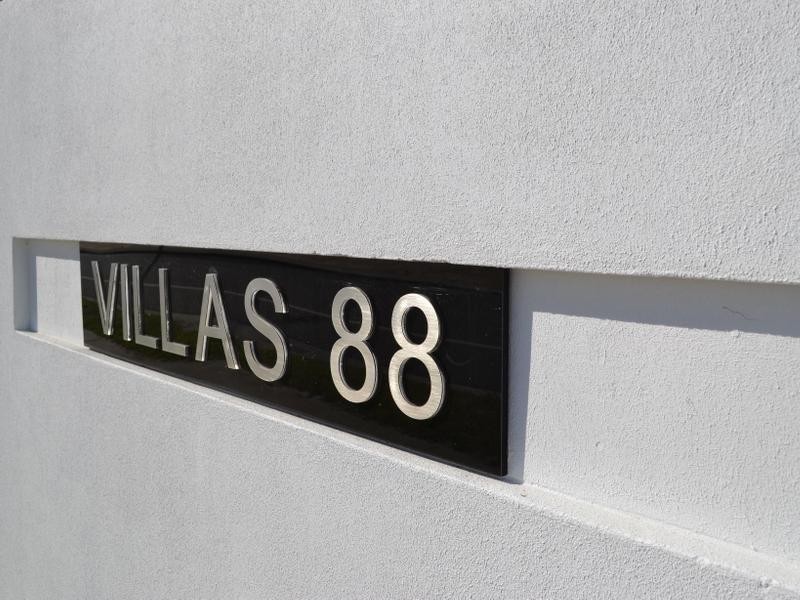 12/1 Mervyn Thomas Drive, Hope Island QLD 4212