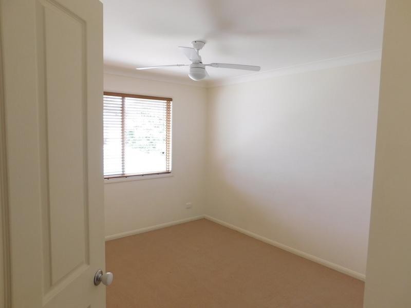 2/15 Harley Street, Labrador QLD 4215