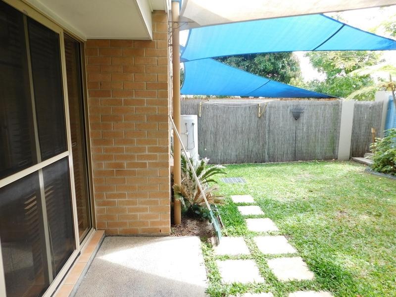 2/15 Harley Street, Labrador QLD 4215