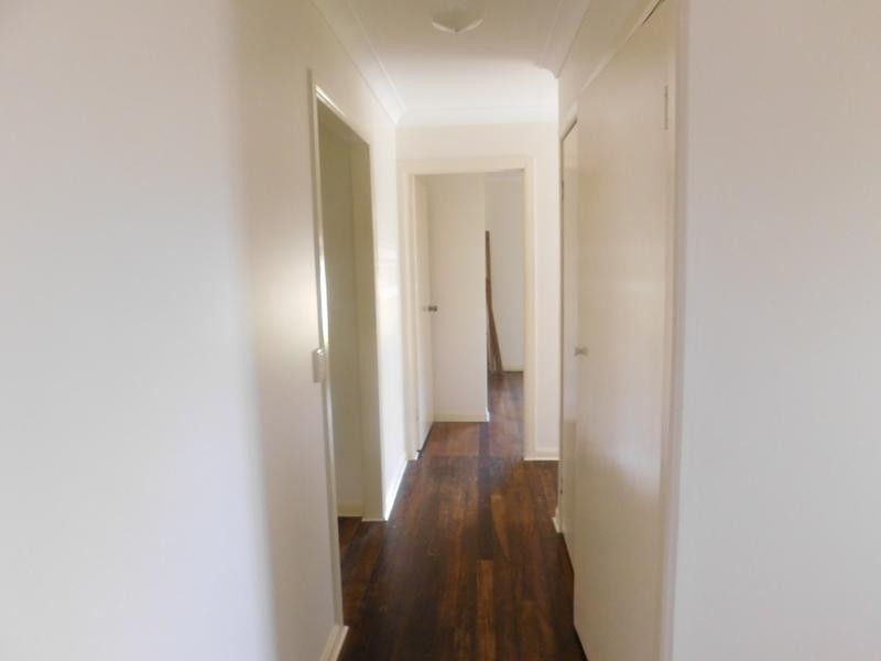 1/8 Mcwilliam Close, Labrador QLD 4215