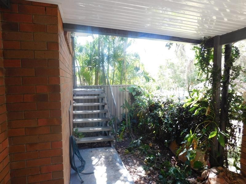 1/8 Mcwilliam Close, Labrador QLD 4215