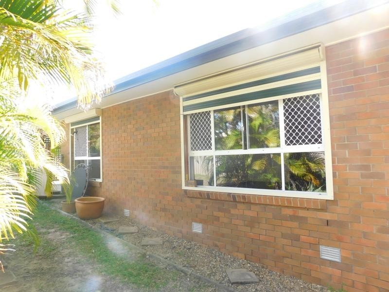 1/8 Mcwilliam Close, Labrador QLD 4215