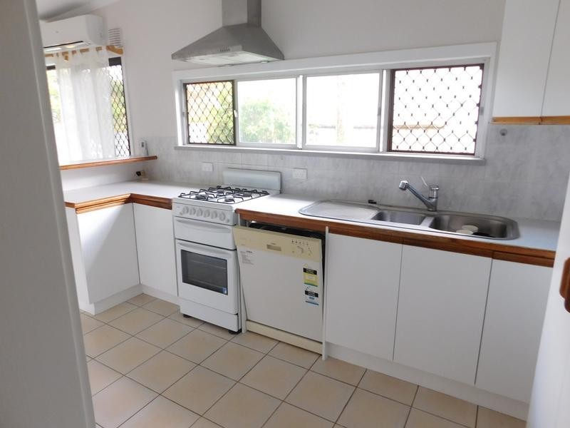 67 Turpin Road, Labrador QLD 4215
