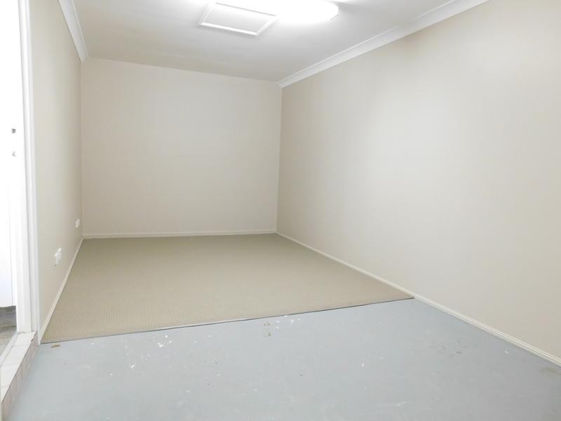 1/138 Whiting Street, Labrador QLD 4215