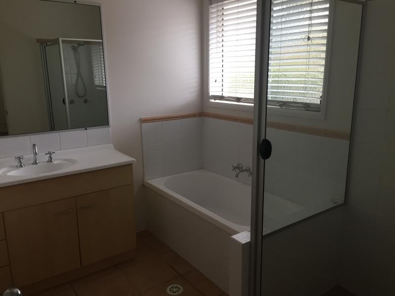 1/19 Central Street, Labrador QLD 4215