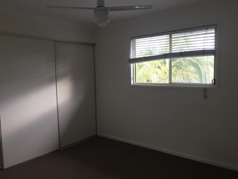 1/19 Central Street, Labrador QLD 4215