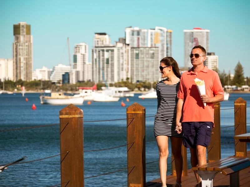 1/19 Central Street, Labrador QLD 4215