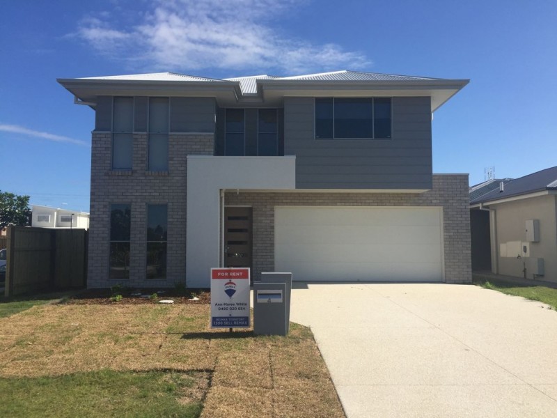 4 Waters Close, Hope Island QLD 4212