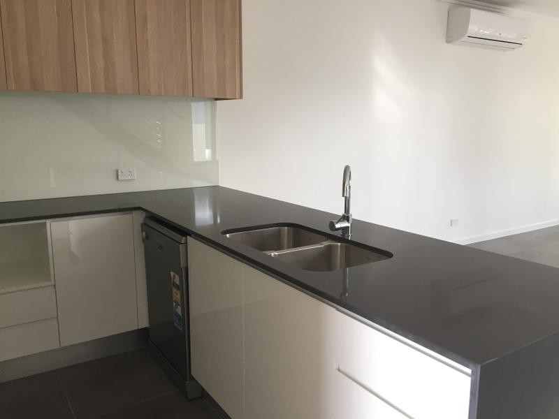 112 Florabella Drive, Robina QLD 4226