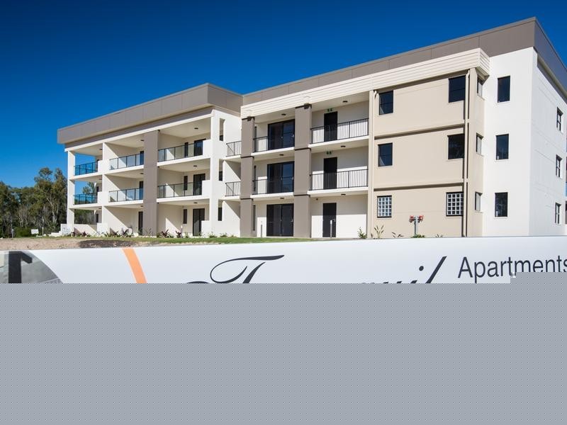 32 Broadwater Avenue, Hope Island QLD 4212
