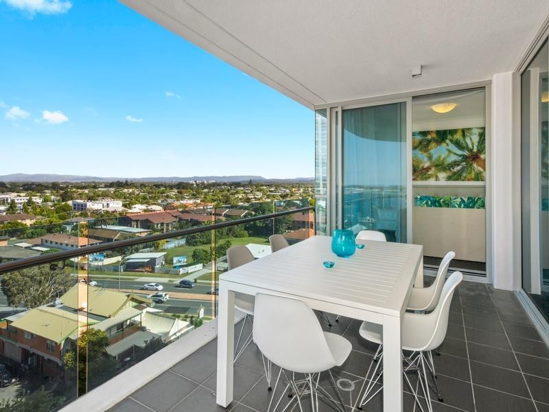 811/19 Imperial Parade, Labrador QLD 4215