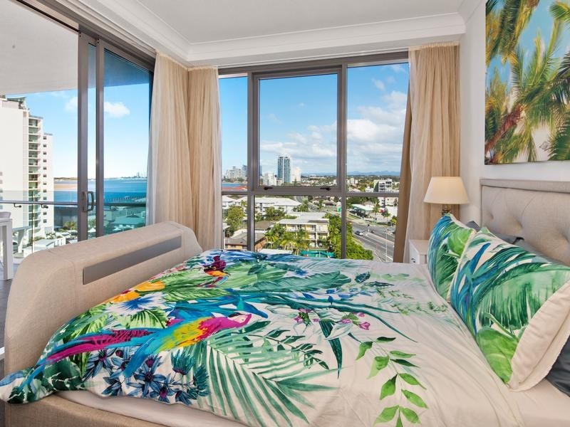 811/19 Imperial Parade, Labrador QLD 4215