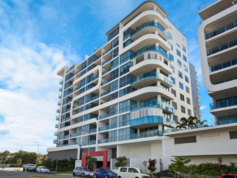 811/19 Imperial Parade, Labrador QLD 4215