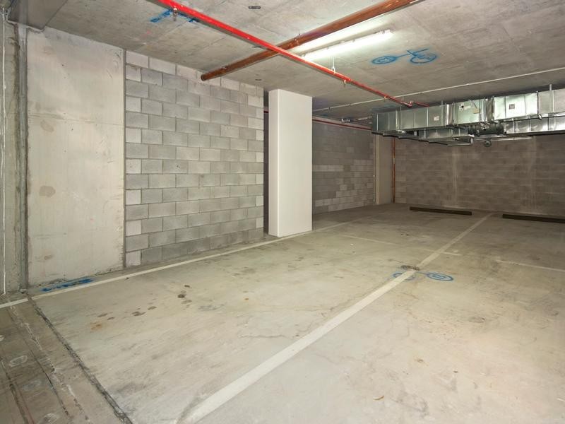 811/19 Imperial Parade, Labrador QLD 4215