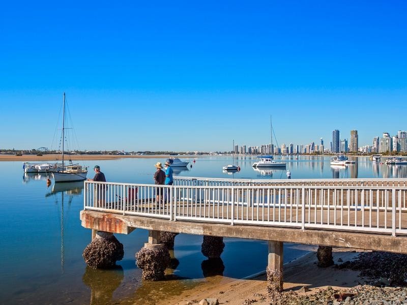 11/274 Marine Parade, Labrador QLD 4215
