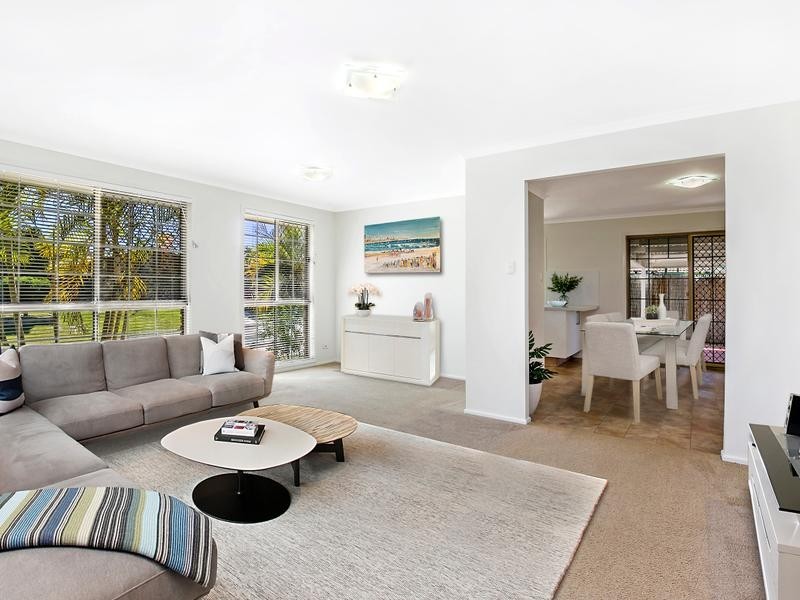 8 WILCOX  STREET, Loganholme QLD 4129