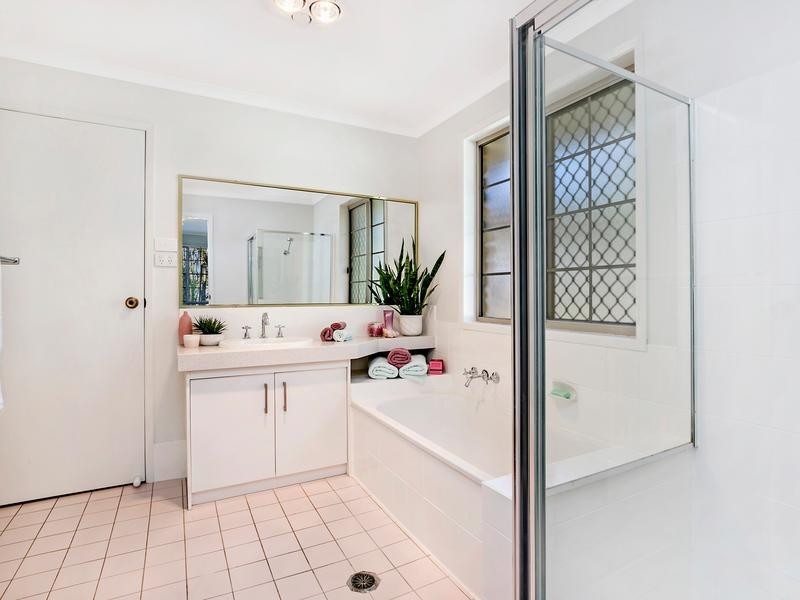 8 WILCOX  STREET, Loganholme QLD 4129
