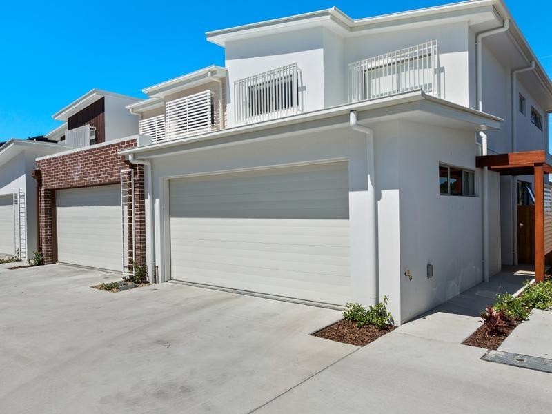 20/1 Waters Close, Hope Island QLD 4212