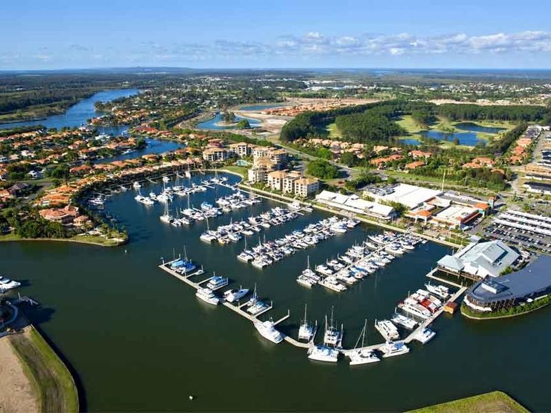 20/1 Waters Close, Hope Island QLD 4212