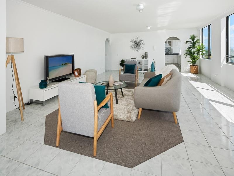 33/318 Marine Parade, Labrador QLD 4215