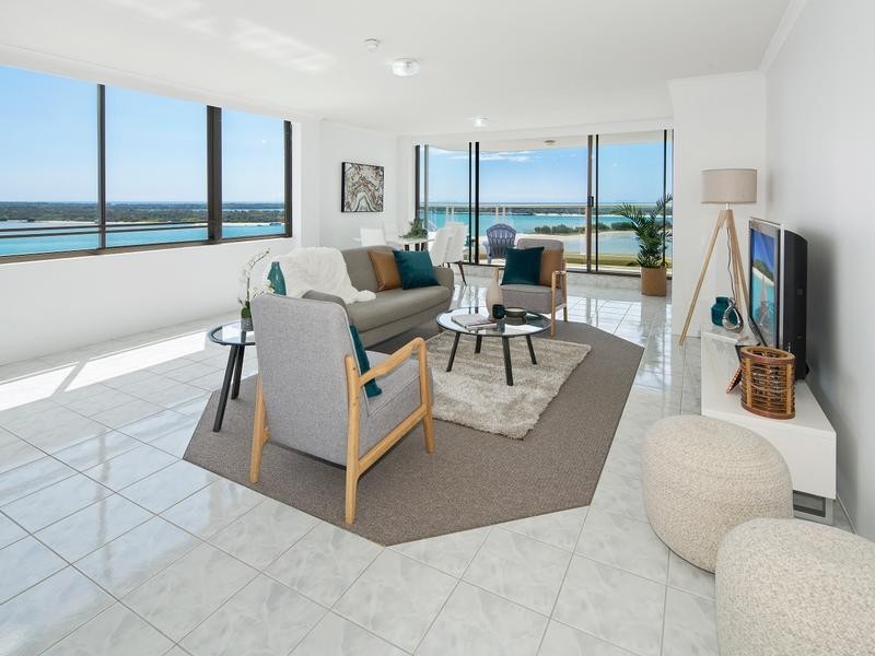 33/318 Marine Parade, Labrador QLD 4215