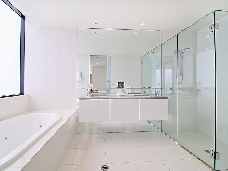1453/9 Ferny Avenue, Surfers Paradise QLD 4217