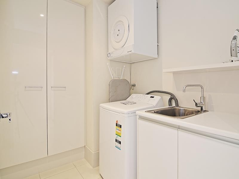 1453/9 Ferny Avenue, Surfers Paradise QLD 4217