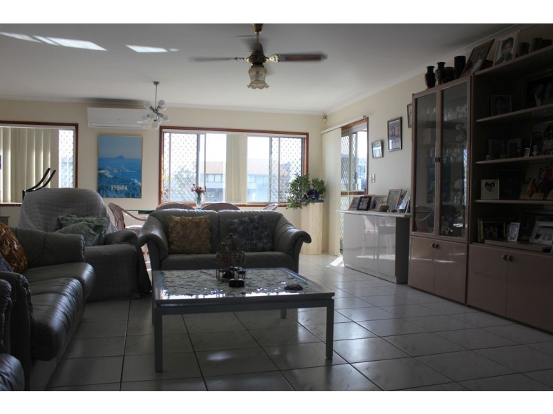 14 Midshipman Court, Paradise Waters QLD 4217