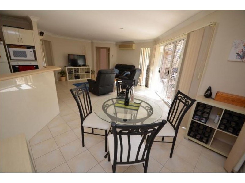 12 Jordana Street, Arundel QLD 4214