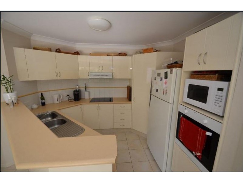 12 Jordana Street, Arundel QLD 4214