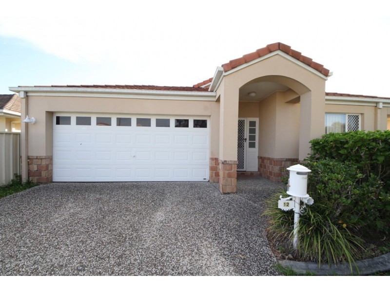 12 Jordana Street, Arundel QLD 4214