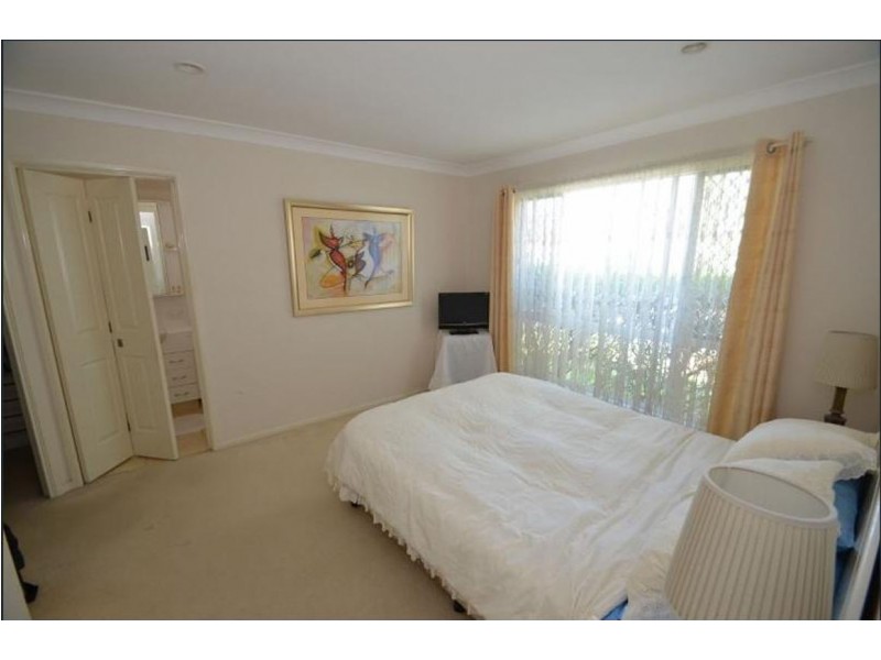 12 Jordana Street, Arundel QLD 4214