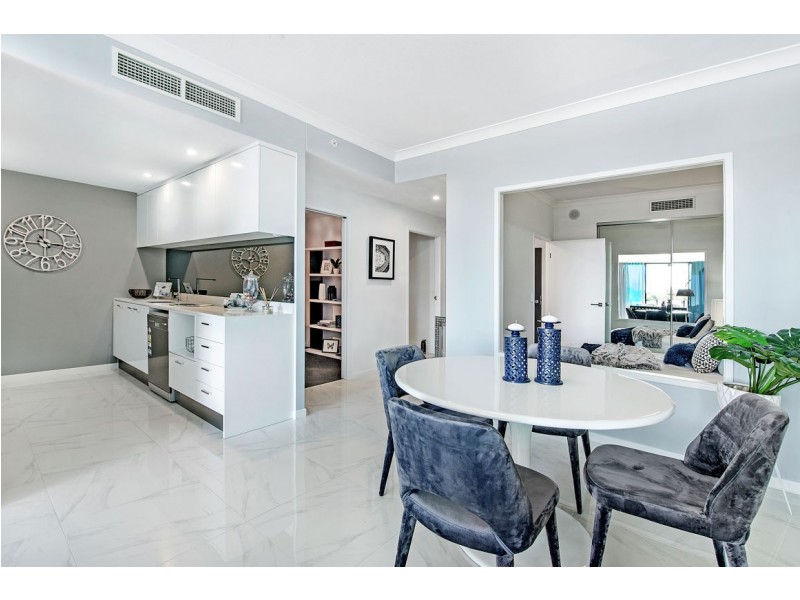 3207/5 Harbour Side Court, Biggera Waters QLD 4216