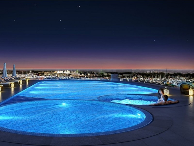 2-1 Como Crescent, Southport QLD 4215