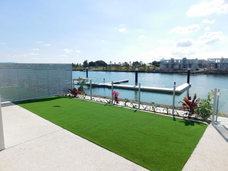 20/156 Marina Quays Boulevard, Hope Island QLD 4212