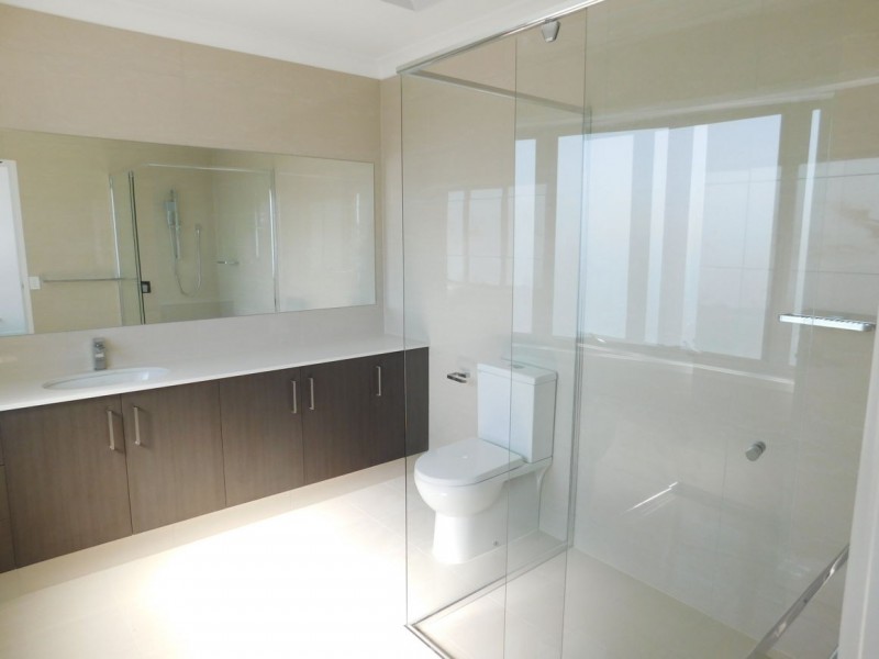 20/156 Marina Quays Boulevard, Hope Island QLD 4212