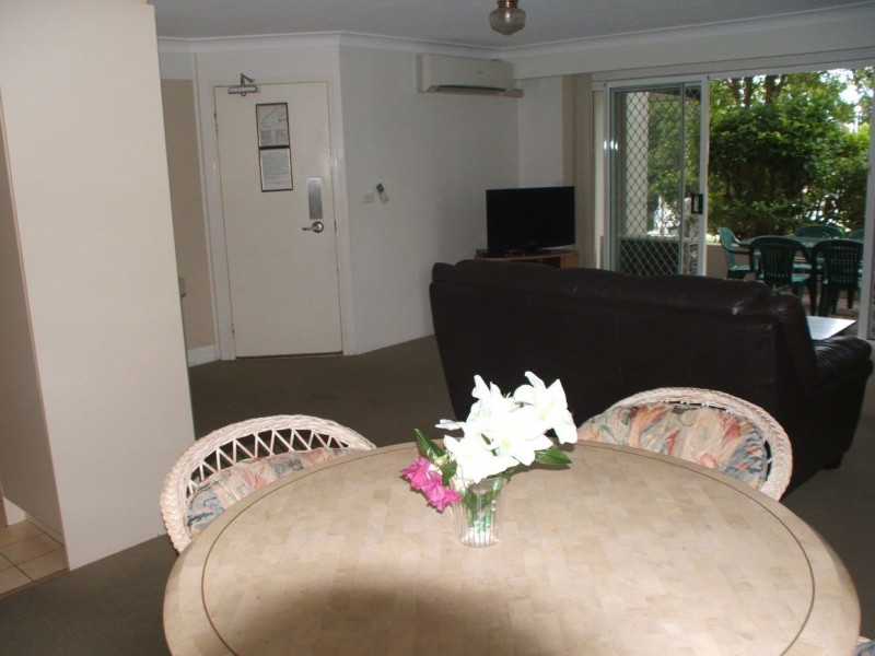 12/37 Bayview Street, Runaway Bay QLD 4216