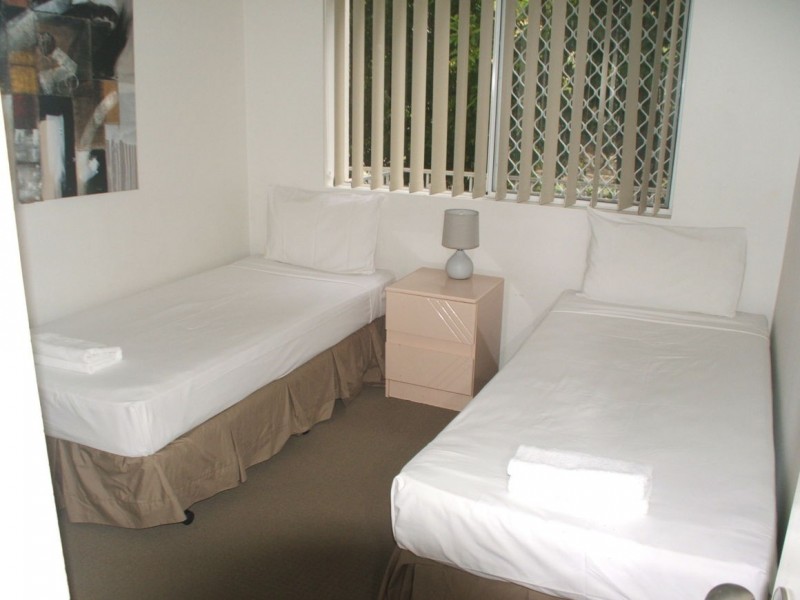 12/37 Bayview Street, Runaway Bay QLD 4216