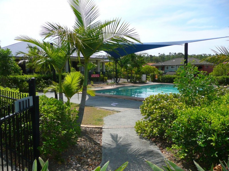 27/31 Archipelago Street, Pacific Pines QLD 4211