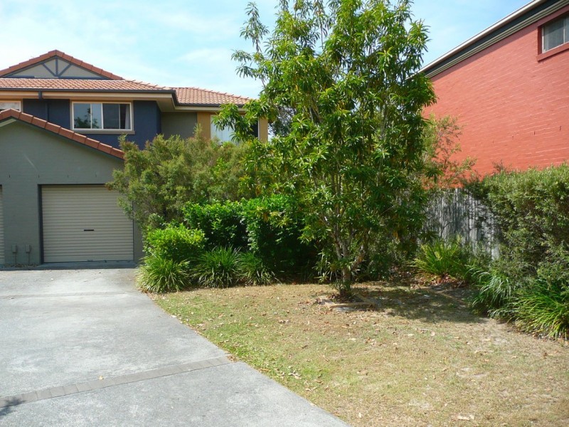 27/31 Archipelago Street, Pacific Pines QLD 4211