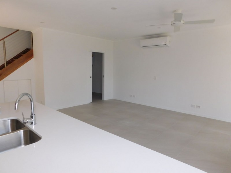 95 Evergreen View, Robina QLD 4226