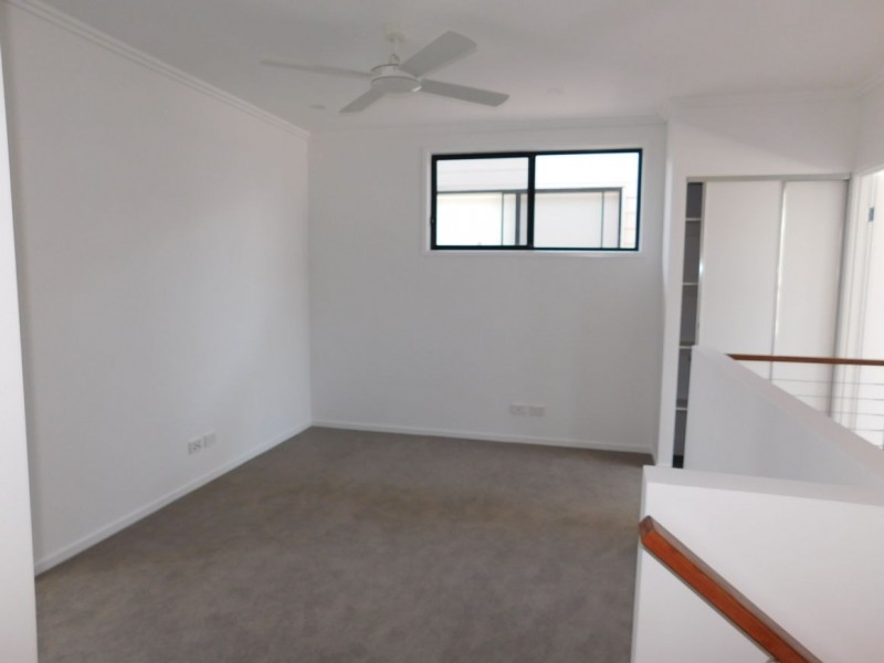 95 Evergreen View, Robina QLD 4226