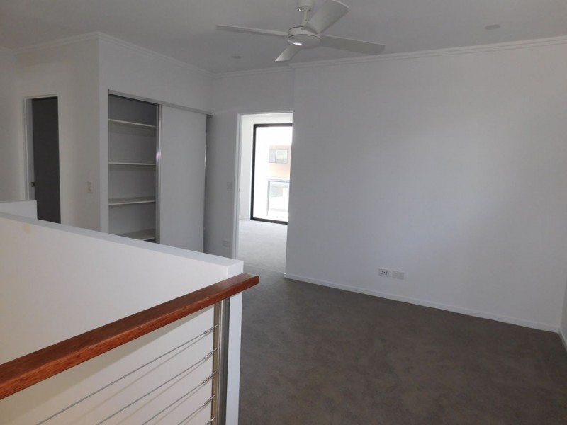 95 Evergreen View, Robina QLD 4226