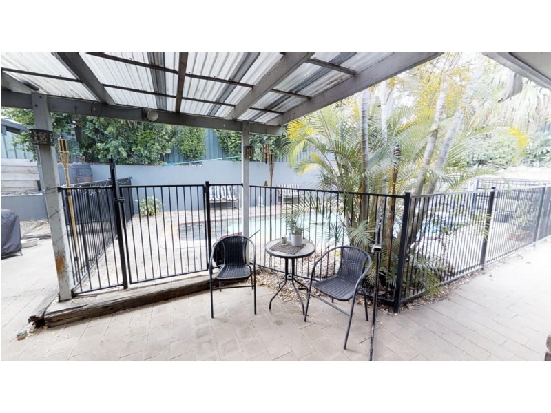 37 Melbourne Road, Arundel QLD 4214