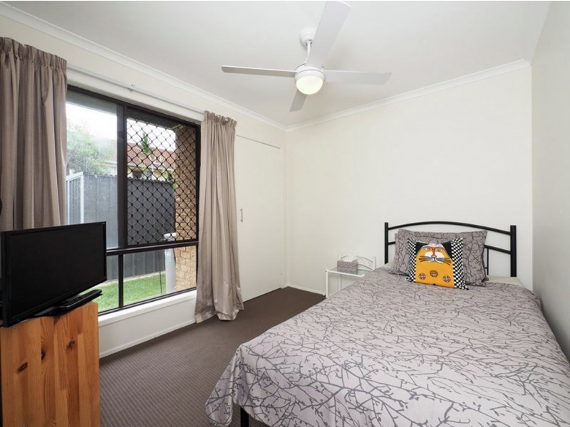 1/8 Efymia Court, Daisy Hill QLD 4127